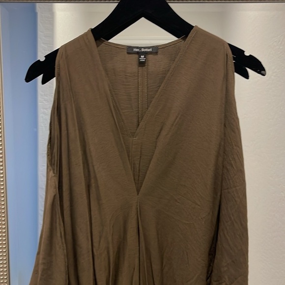 Her Bottari Green Dress size medium - Picture 2 of 6